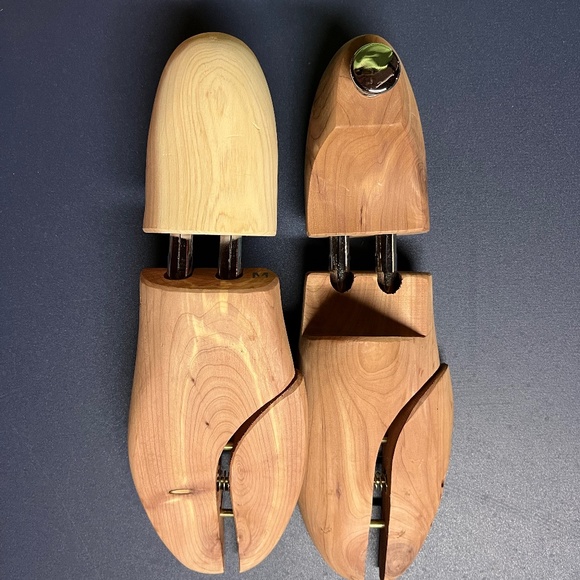 Wooden Shoe Stretchers/Trees - Picture 9 of 10